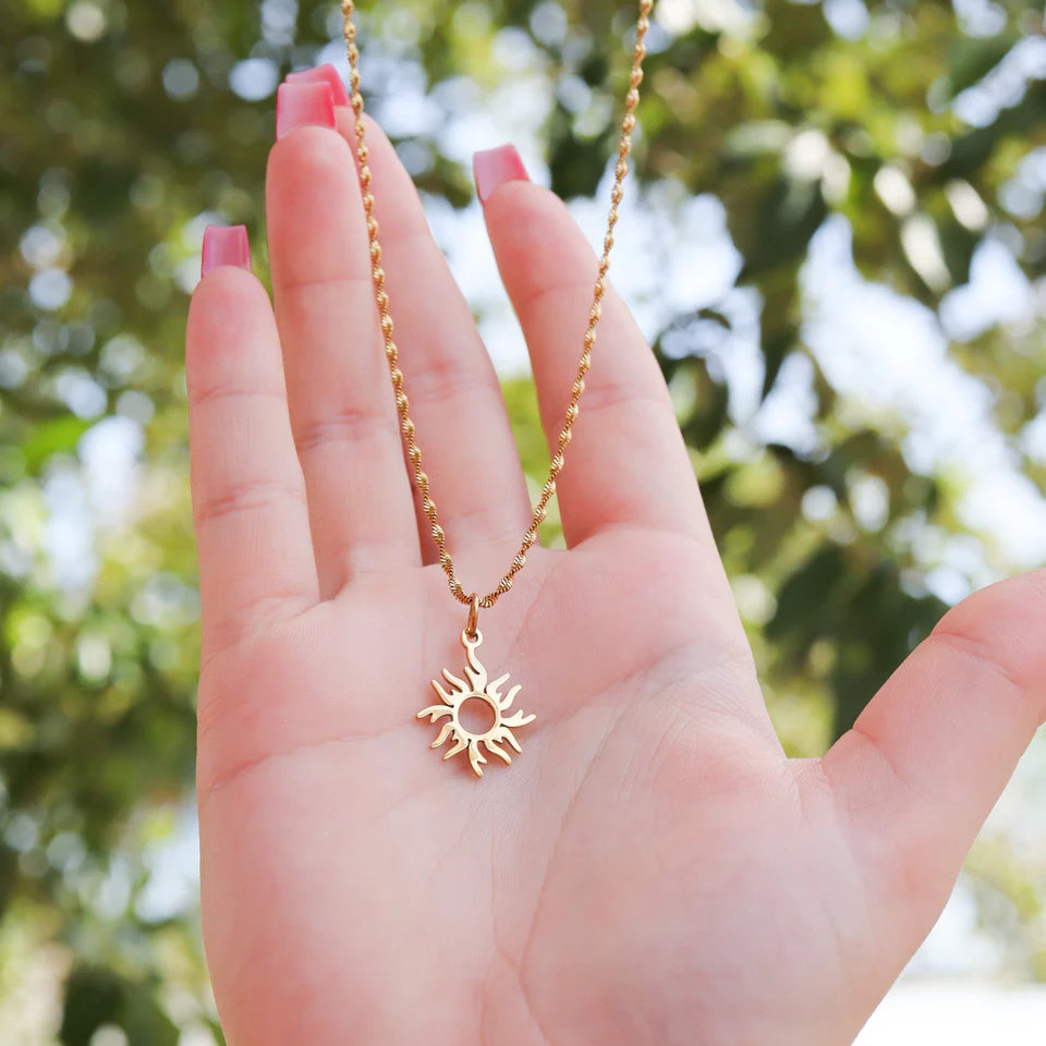 18k Gold PVD Sunburst charm