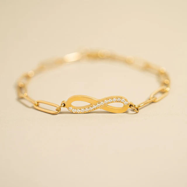 18K Gold PVD Infinity Paperclip Chain Bracelet