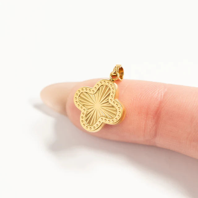 Lucky Clover Sunburst Charm – 18K Gold PVD