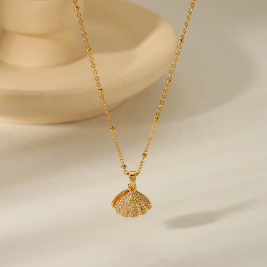 Seashell & Pearl Necklace