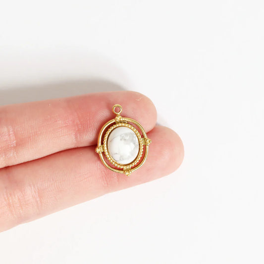 18k Gold PVD Howlite Roped Frame Oval Charm